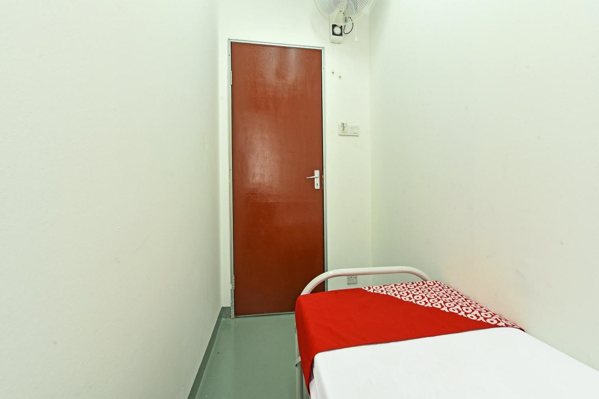 Spot On 90500 Sri Rampai Metro Hostel Kuala Lumpur Exterior photo