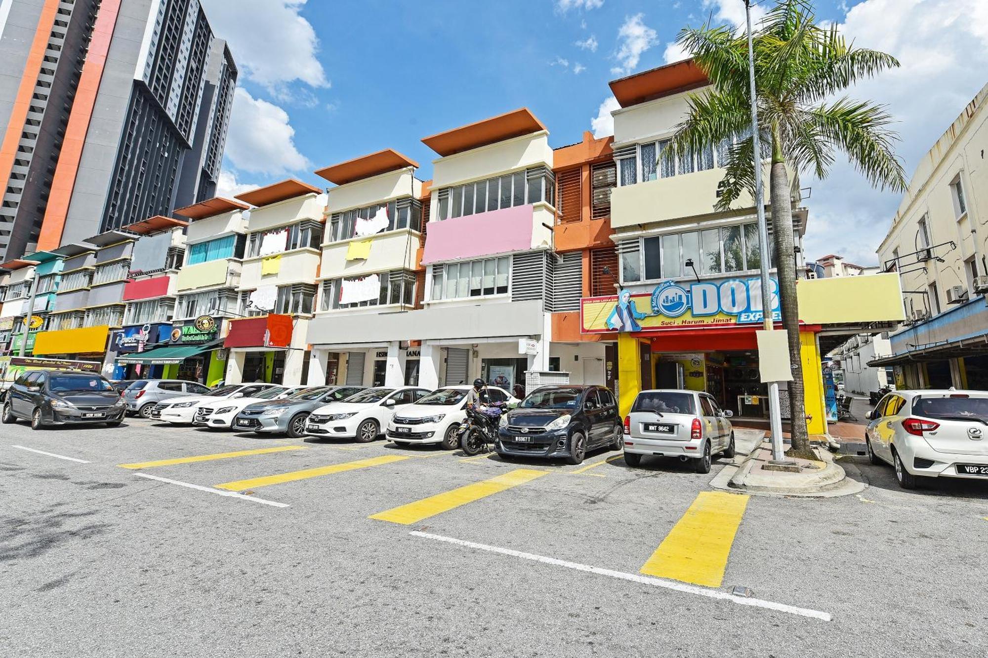 Spot On 90500 Sri Rampai Metro Hostel Kuala Lumpur Exterior photo