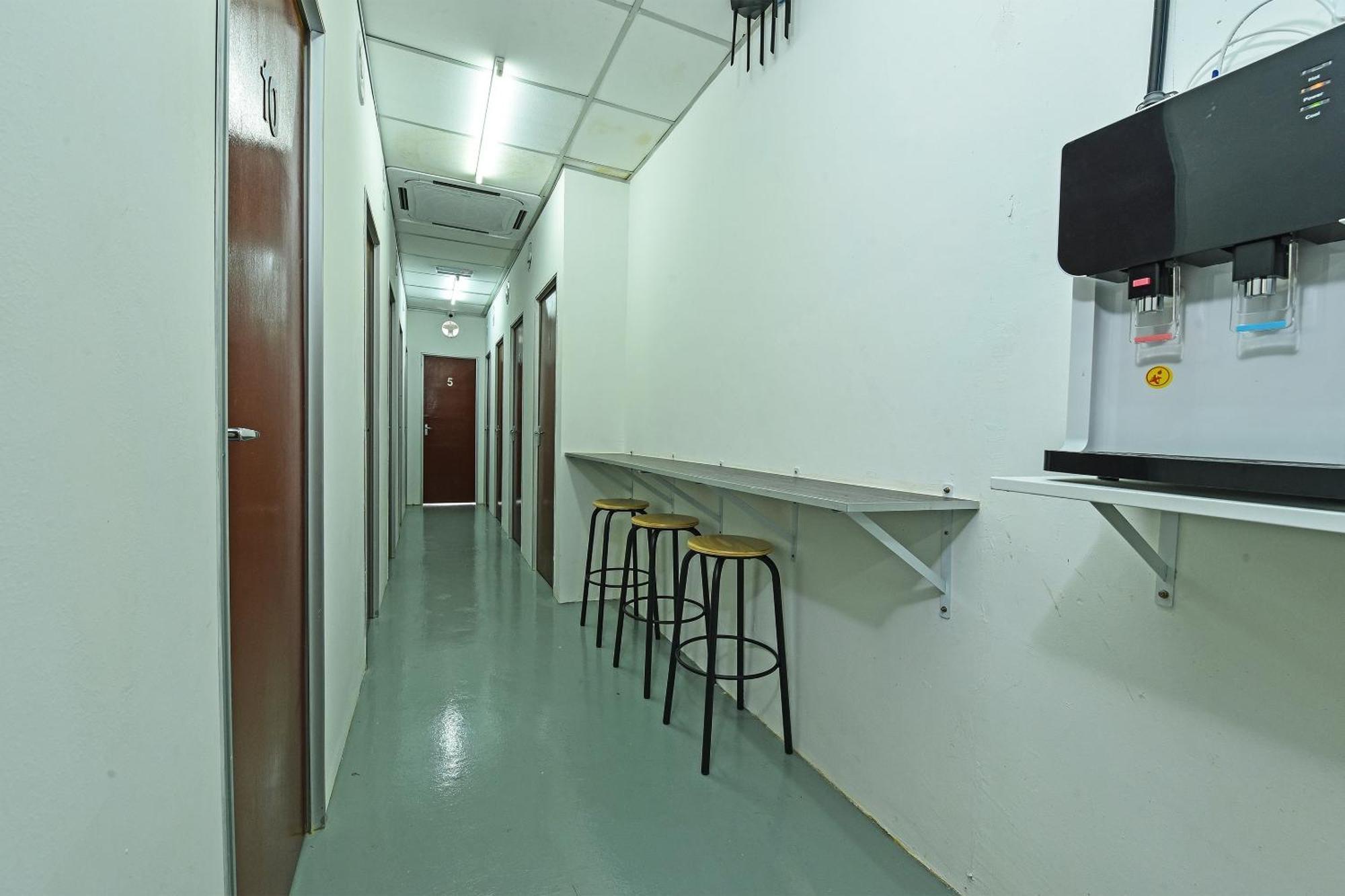 Spot On 90500 Sri Rampai Metro Hostel Kuala Lumpur Exterior photo